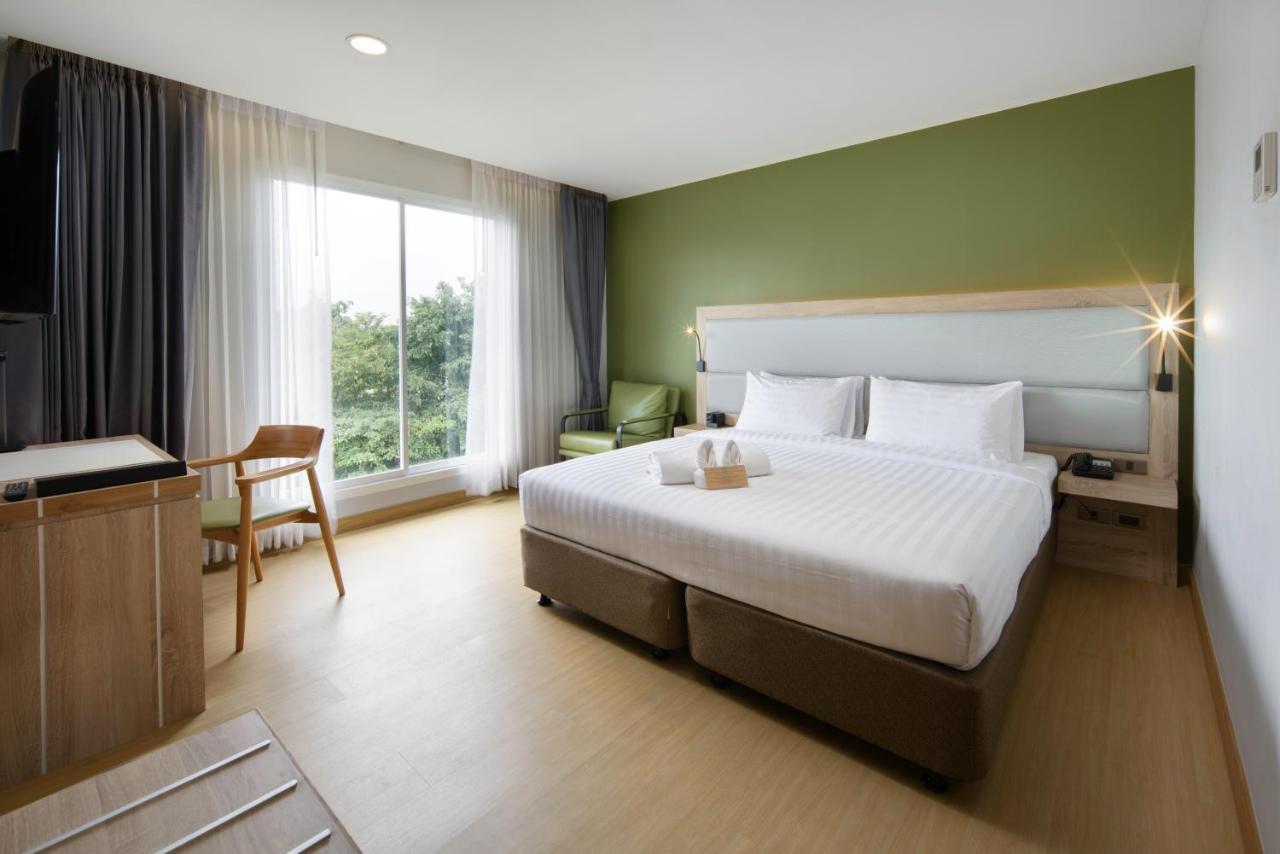 Prime Square Hotel Csiangmaj Kültér fotó