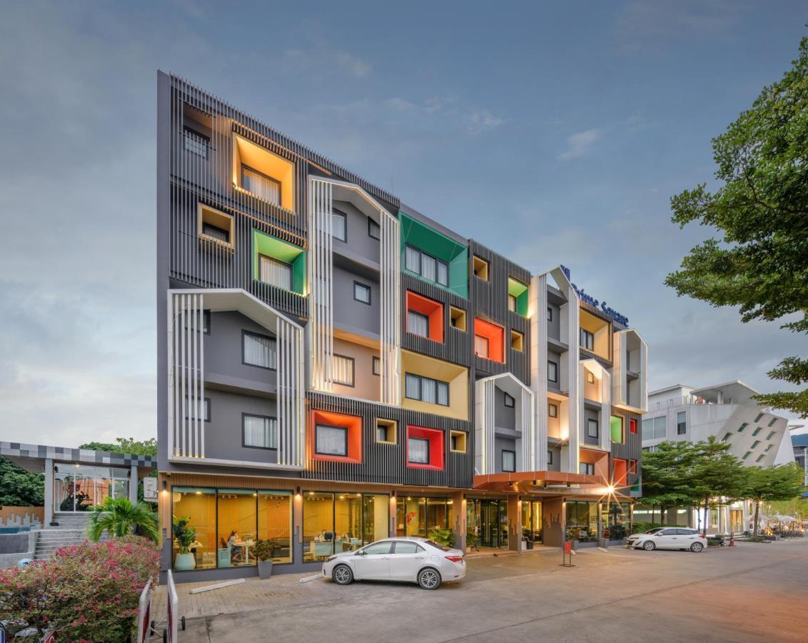 Prime Square Hotel Csiangmaj Kültér fotó