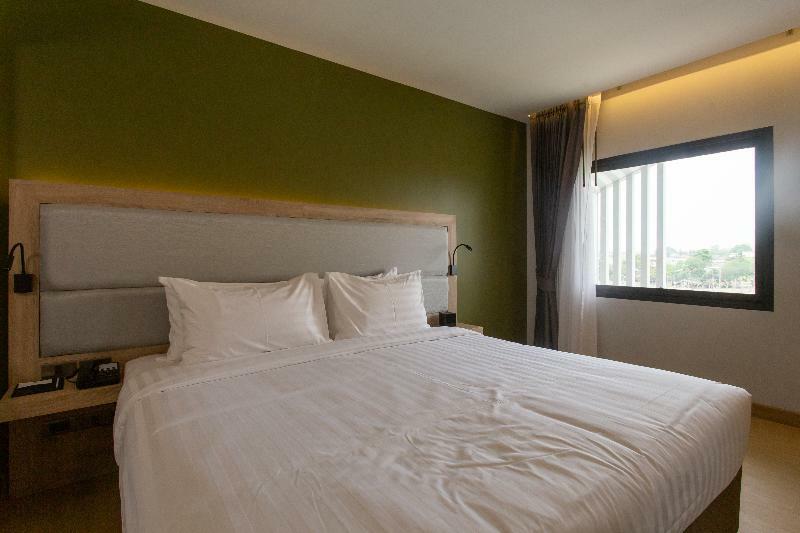 Prime Square Hotel Csiangmaj Kültér fotó